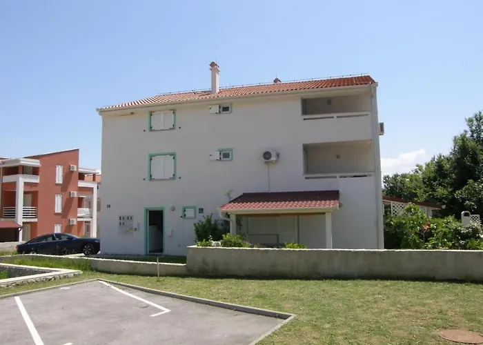 Daire Knezevic By Interhome *