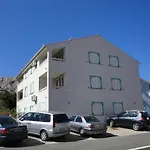 Apartmán Knezevic By Interhome Baška